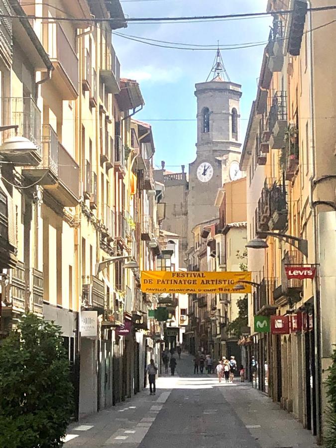 Ferienwohnung Precioso Piso En El Centro Neuralgico De Olot Exterior foto